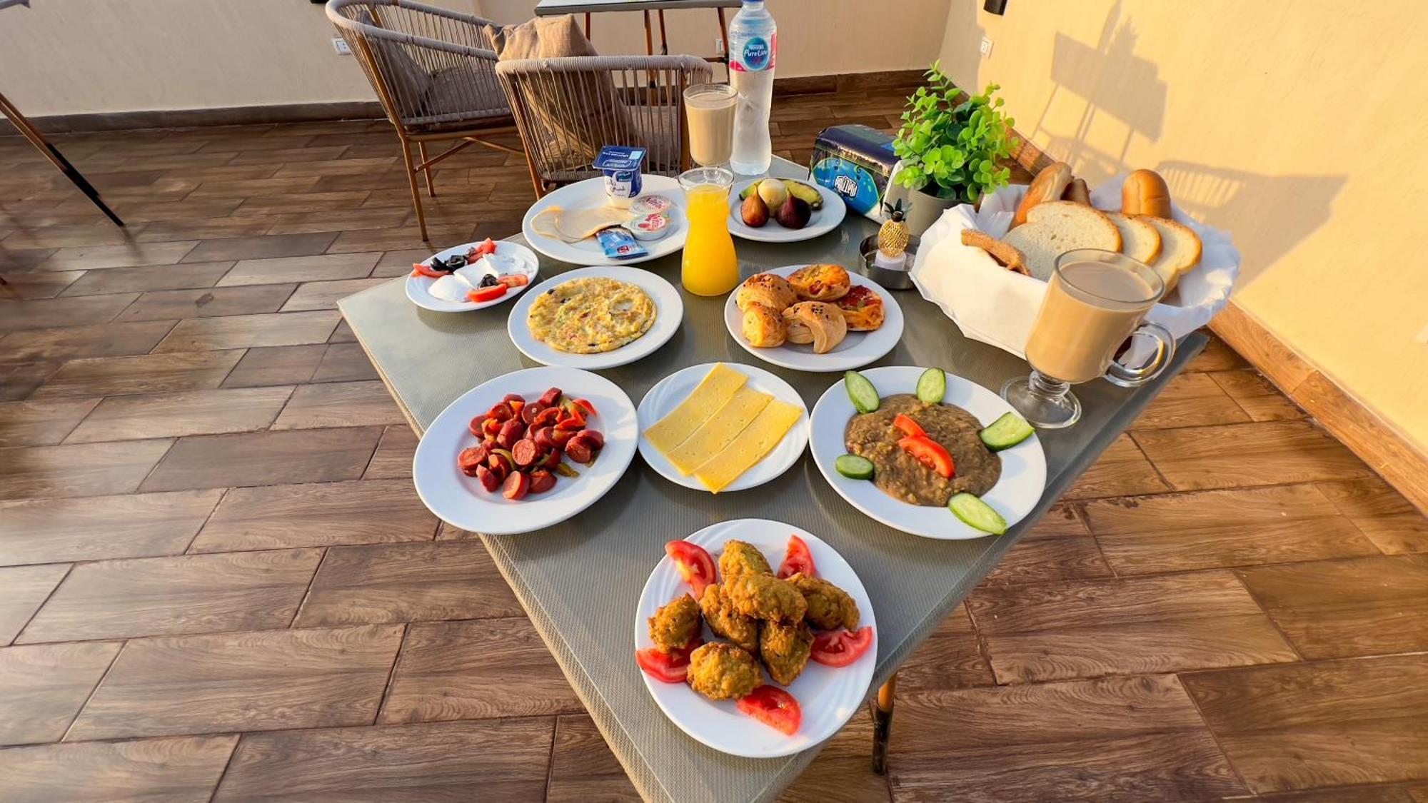 Pyramids Vista Inn Kafrat al Jabal Экстерьер фото